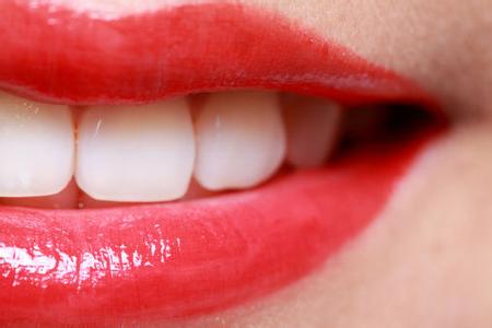 牙龈为什么会出血？